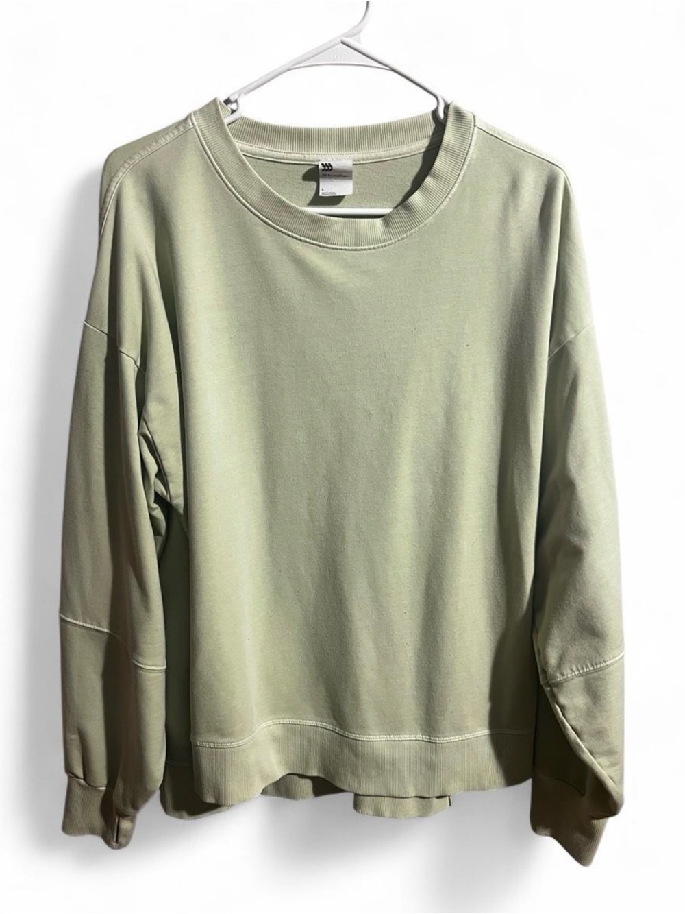 All in Motion Sweatshirt • light Green